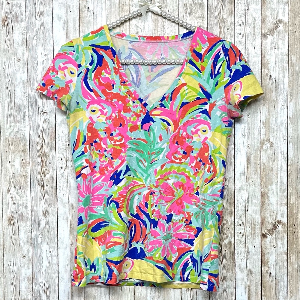 Lilly Pulitzer Etta V-Neck Top [1504]